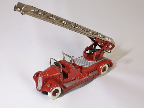 DINKY TOYS 32D / 899 - Delahaye pompiers grande échelle