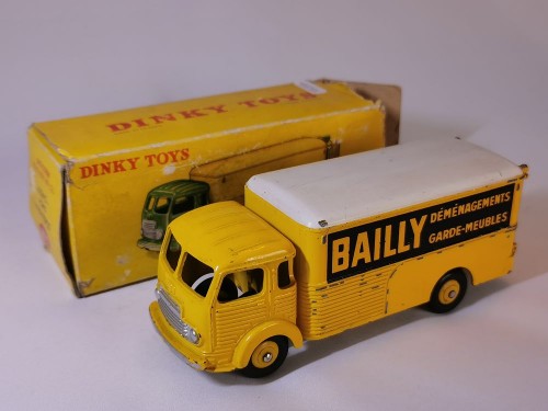 DINKY TOYS 33AN / 577 - Simca Cargo fourgon "Bailly Déménagements", avec boîte d'origine