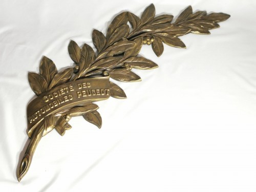 Palme en bronze "SOCIETE DES AUTOMOBILES PEUGEOT"