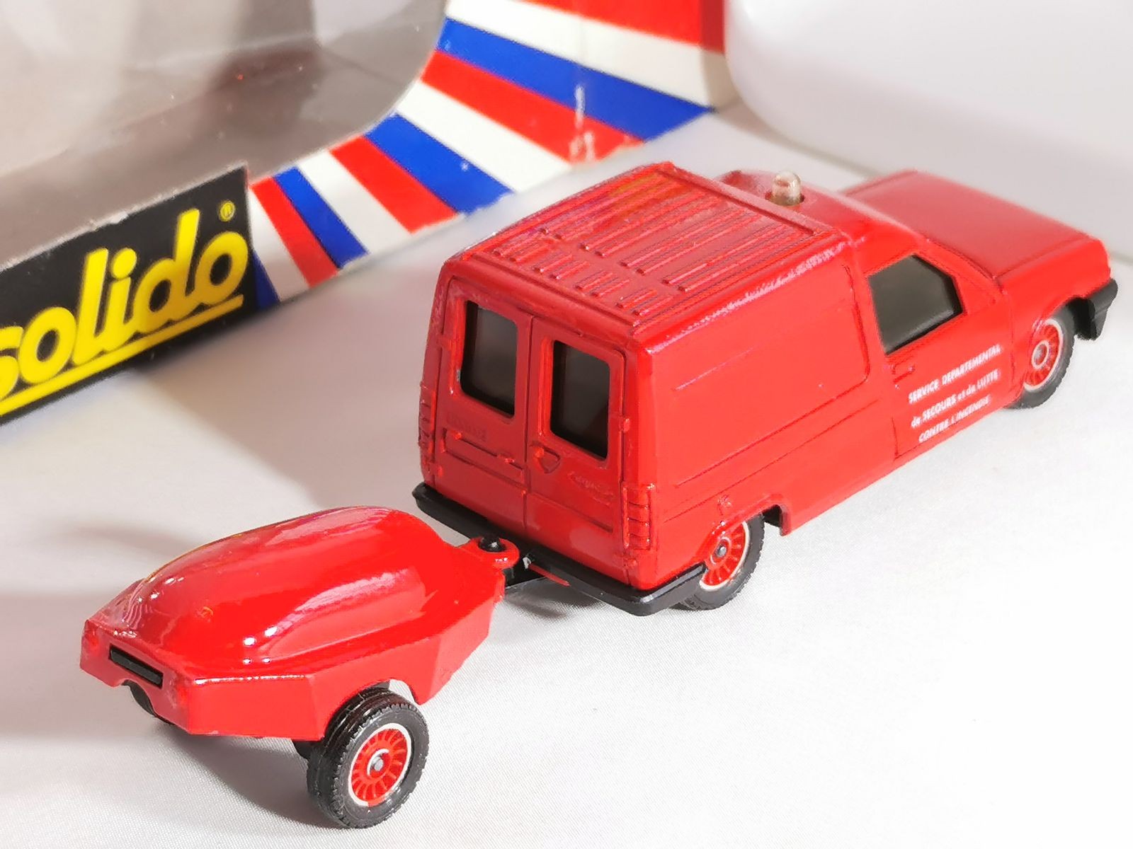 SOLIDO - Modèle Réduit Renault Express GETIN Incendie - Échelle 1:43 - Avec Boîte - Occasion
